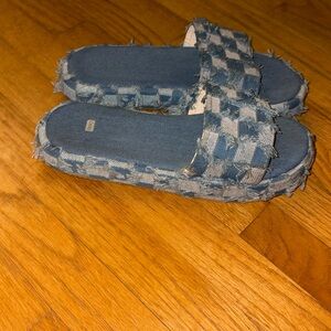 Blue Jean Slides